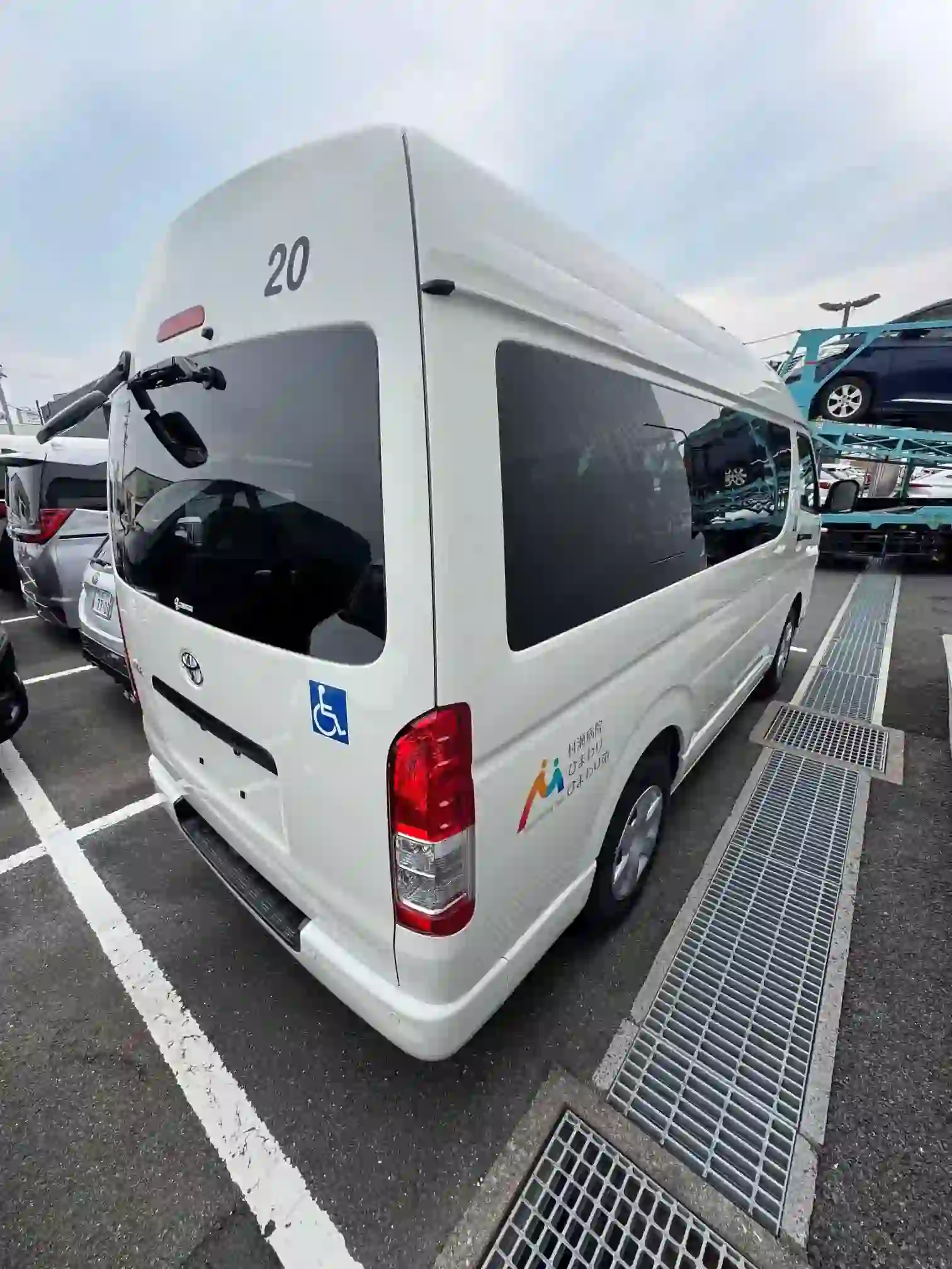 鈴鹿市 カーラッピング 2 - デザイン/サイン製作・取付工事